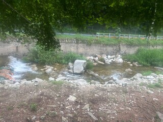 어느 한적한 시골 계곡