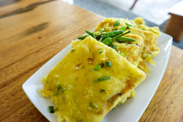 Mendoan, the most favorite indonesian fried tempeh