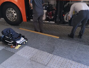 荷物を預けるバス旅行　〜BUS travel