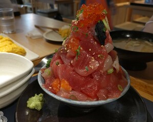マグロ丼マンガ盛り　〜Tuna bowl is manga platter