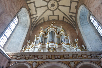  An ancient organ in one of the churches in the city of Zhovkva in the Lviv region.