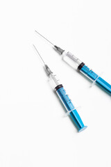 Fototapeta premium syringe on white