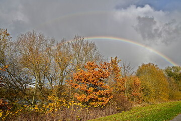 Regenbogen &uuml;ber dem "Sander See"