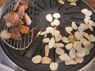 meats on the hot plate