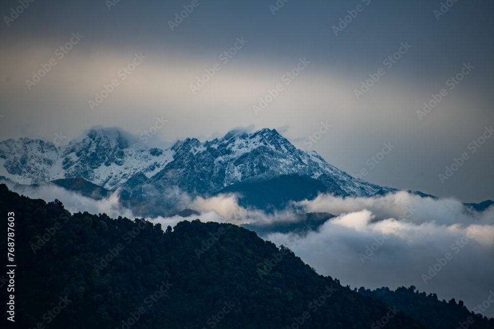 Wall mural Stunning aerial view of a majestic Kanchenjunga mountain range view from Pelling - Wall murals