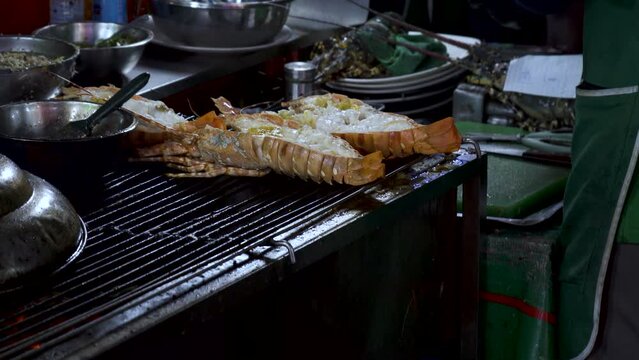 lobster seafood Yaowarat street food Thailand