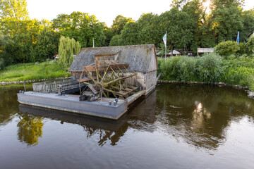 Die Schiffmühle an der Weser bei Minden, Deutschland - 768901669