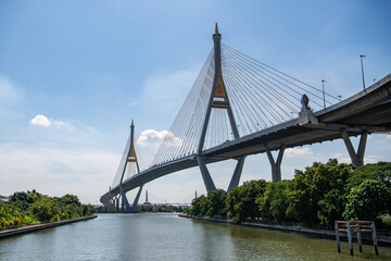 Obraz premium THAILAND SAMUT PRAKAN BHUMIBOL BRIDGE