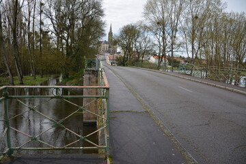 Port-Saint-Père - Le Pont sur la rivière de l'Acheneau