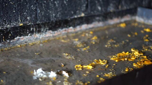 candle bath in the temple