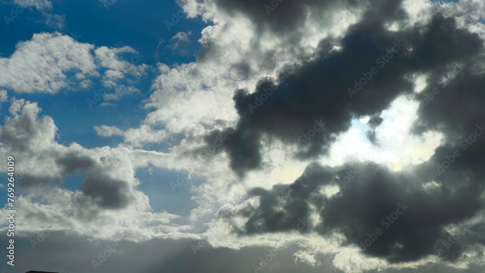 Wall mural blue sky with clouds