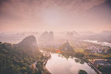 Plaid mouton avec motif Guilin Aerial view of Lijiang River Scenic Area in Guilin, China.