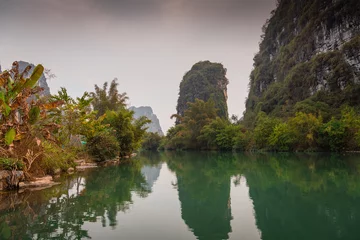 Photo sur Plexiglas Guilin Beautiful mountain and water natural landscape in Guilin, Guangxi, China