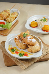 Katsu Curry and chesse on wood table