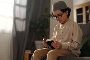 Muslim Kid Learning Quran Surah