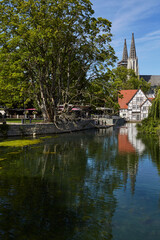 Blick auf die Wiesenkirche vom großen Teich, Teichsmühle, Soest, Kreis Soest, NRW, Deutschland, 2023 