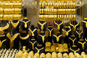 Treasures of Istanbul: A Dazzling Display of Handmade Gold Jewelry