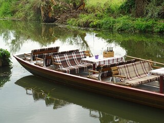 Obraz premium Folklore excursion boat in Spreewald in Germany.