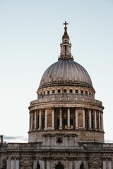 Fototapeta na wymiar Bustling urban landscape featuring St. Paul's Cathedral