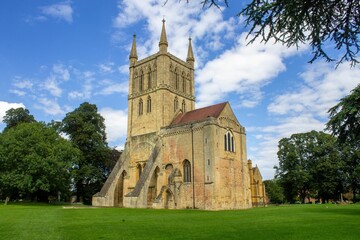 Fototapeta na wymiar Idyllic landscape view of Pershore Abbey in the town of Pershore, Worcestershire, England.