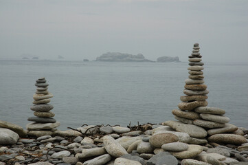 monticule de galets, Passe des Milinous, Ile de Sein, Parc naturel régional d'Armorique, 29,...