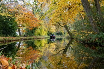 Autumn at Monmouthshire & Brecon canal