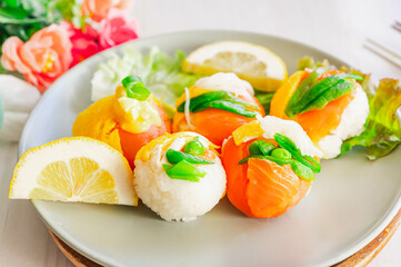 スモークサーモンのてまり寿司