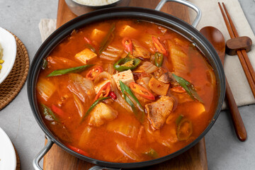 Korean food, red, crab, tempura, marinade, marinade, soy sauce, soup, steamed squid, stir-fried,...
