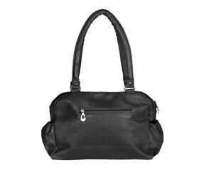 Naklejka premium Chic and trendy ladies handbag, elegantly showcased against a pristine white backdrop for maximum allure.