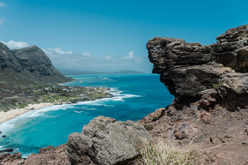 Weathered and oxidized basalt Makapuu point，from the Koʻolau volcano in eastern Oahu, Hawaii Geology. and is about 1.8 million to 3 million years old. Honolulu