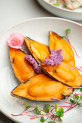 In our restaurant, you can enjoy exquisite cuisine representing Pan-Asian flavors, including fresh seafood such as lobsters, crab, oysters, as well as various types of sushi