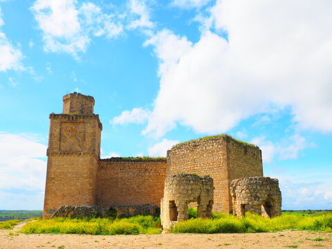 Barcience Castle, a medieval stone fortress in the Province of Toledo.