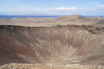 cratere del vulcano - obrazy, fototapety, plakaty