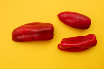 food, green, pea, vegetable, isolated, fresh, bean, healthy, white, peas, closeup, medicine, organic, nutrition, pill, health, diet, macro, vegetarian, raw, fruit, agriculture, vitamin, ingredient, pi