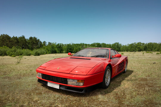 Ferrari Testarossa 