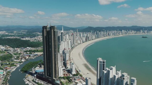 The skyline of Balne&aacute;rio Cambori&uacute;, a magical destination in Santa Catarina, Brazil.