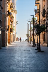 Tischdecke Straße in Barcelonata, ein altes Viertel am Hafen von Barcelona, Spanien © Robert Poorten
