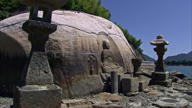 磨崖和霊石地蔵