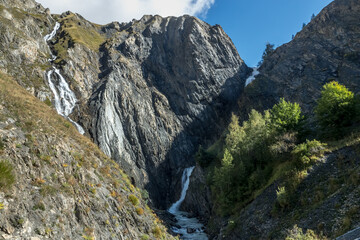Cascade du ferrand , Randonnée au Lac des Quirlies en été , Isère , France