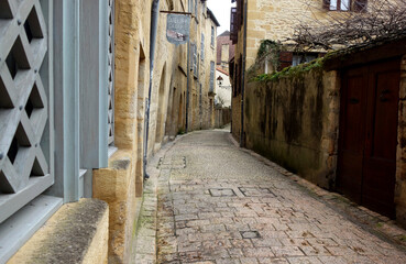 Ruelle dans la ville de Sarlat - Dordogne