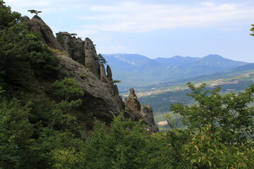 Fototapeta na wymiar Crimean mountains on a sunny summer day