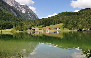 Fototapeta premium Wanderung zum Lautersee