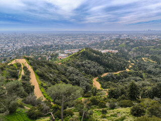 Fototapeta na wymiar Panorama des collines d'Hollywood et vue de la ville de Los Angeles Californie, États-Unis