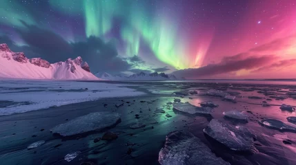 Photo sur Plexiglas Aurores boréales Beautiful aurora northern lights in night sky with snow mountain forest in winter.