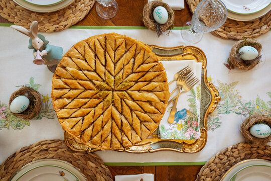 Easter table setting Baklava