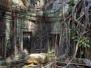Naklejka premium Angkor Thom and Wat - a temple complex in Cambodia, is the largest religious monument in the world. Siem Reap Cambodia