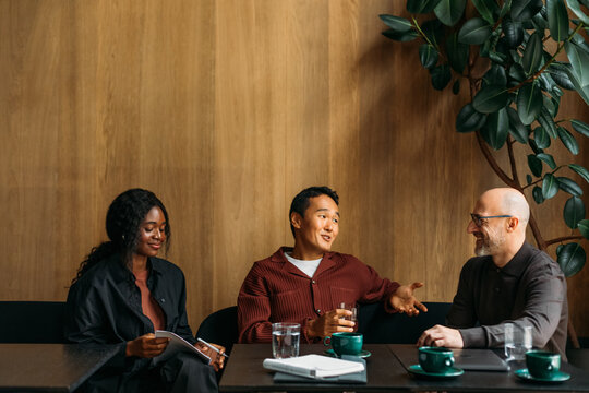 Business meeting in cafe