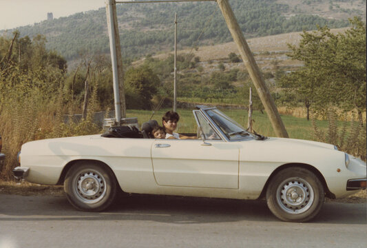 1983. Roadtrip in the countryside