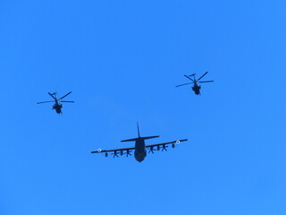 Avions défilé 14 juillet armée