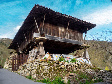 Granary (horreo) in the mountain town of Espinaredo. In this village there are many examples of this particular traditional architecture. Pilo&ntilde;a, Asturias, Spain.